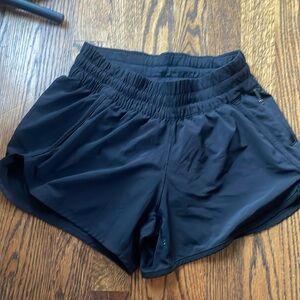 Lululemon - Black Shorts with side zipper - 6